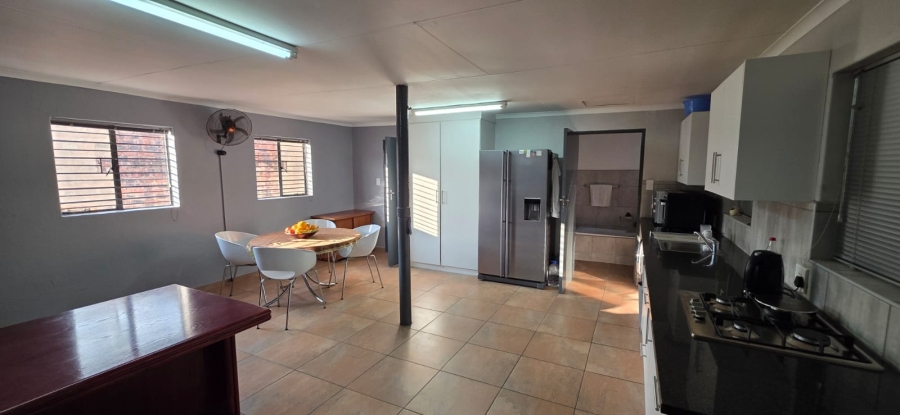 Commercial Property for Sale in Ifafi North West